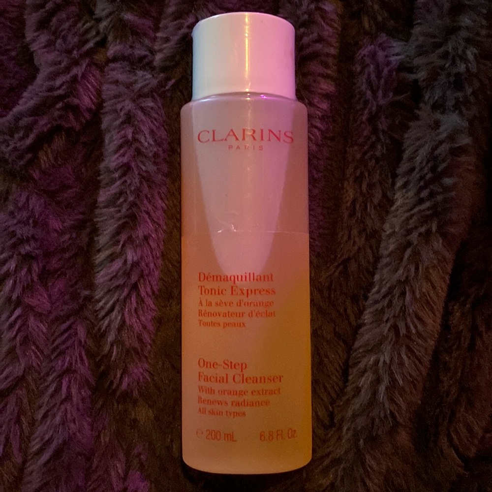 Clarins one-step facial cleanser